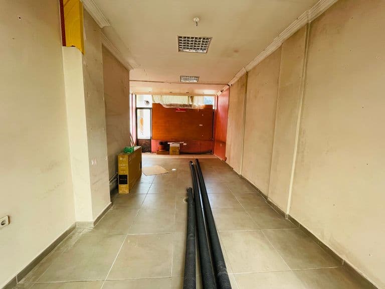 DORA'DAN ANA CADDEYE YAKIN TİCARİ POTANSİYELDE SATILIK DÜKKAN