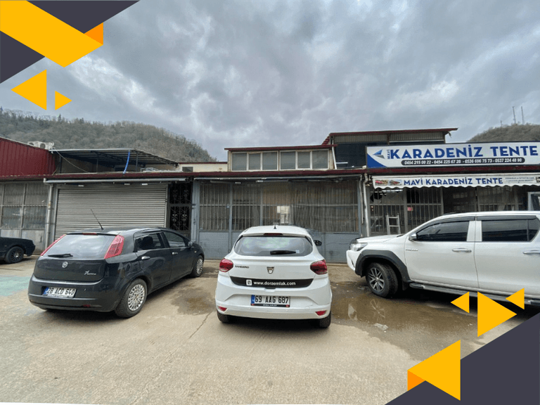 DORA'DAN SANAYİ BÖLGESİNDE 2KATLI BALKONLU GENİŞ KULLANIMLI KİRALIK DÜKKAN