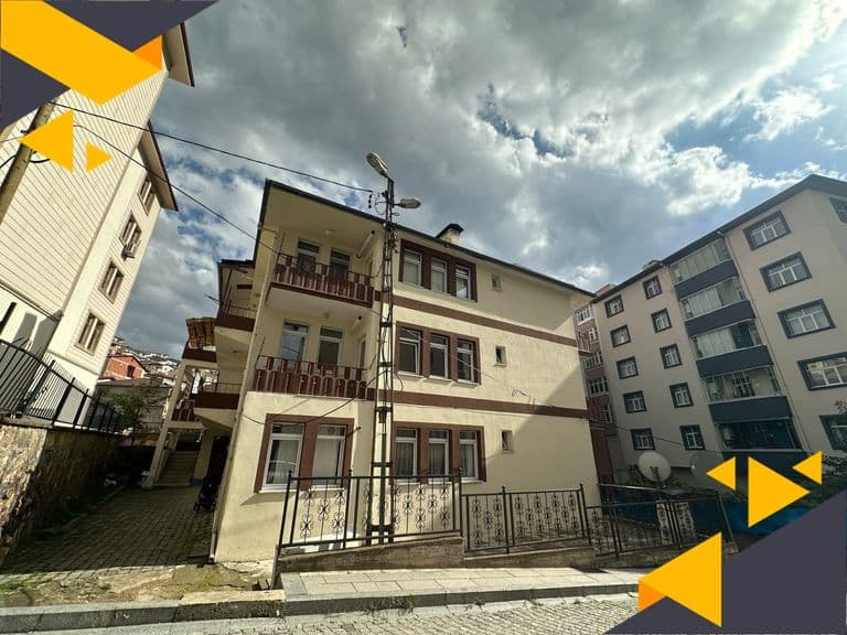 DORADAN HER ŞEY AYAĞINIZIN ALTINDA 2+1 KİRALIK DAİRE