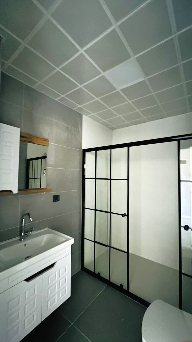 DORA -YENİKENT DE MODERN VE FULL SIFIR EŞYALI 2+1 KİRALIK DAİRE