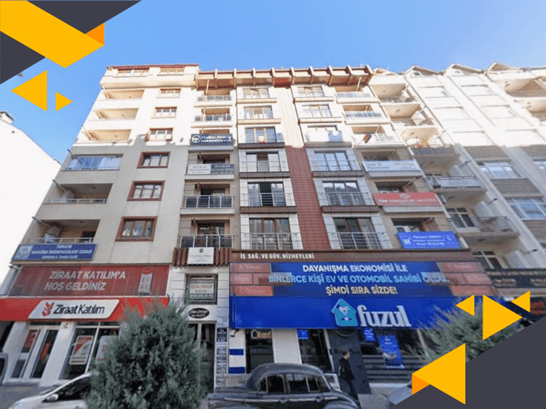 DORA'DAN HACISİYAM MAHALLESİ'NDE CADDE ÜZERİ 3+1 EŞYALI KİRALIK DAİRE!