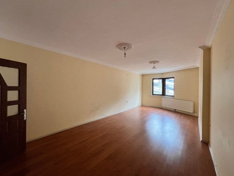 ŞEHRİN KALBİNDE YAŞAM , DEĞERLİ BİR YATIRIM! 3+1 SATILIK DAİRE