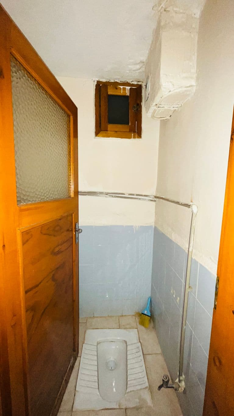 BAYBURT MERKEZ’DE, YURTİÇİ KARGO ARKASINDA 1+1 KİRALIK DAİRE!