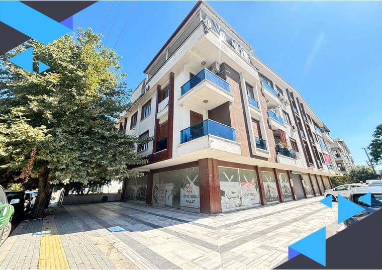 DORA'DAN FIRSAT 700m² PRESTİJLİ KONUMDA DEPOLU VE BAHÇELİ İŞYERİ