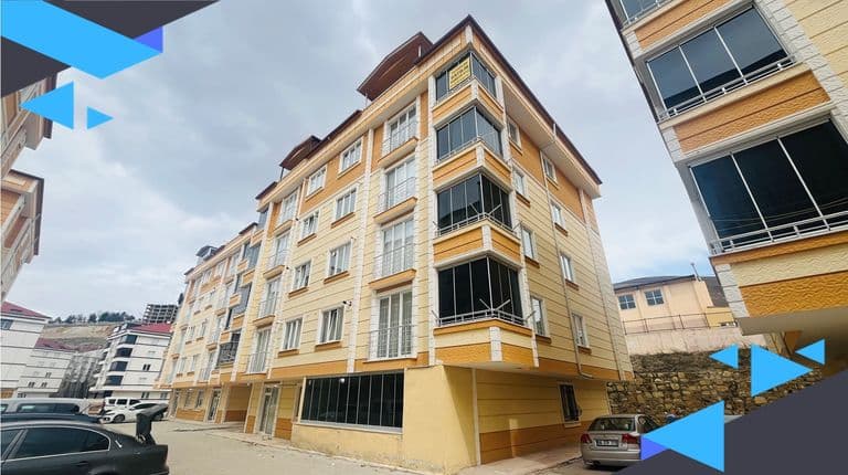 MERKEZİ KONUMDA LÜKS EŞYALI 3+1 SATILIK DAİRE