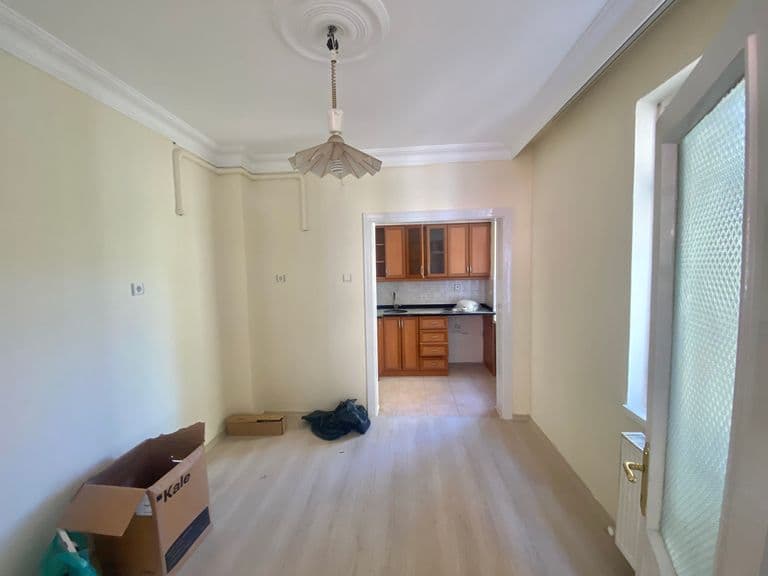 DORA'DAN FEVZİ ÇAKMAK MAHALLESİNDE 2+1 KİRALIK DAİRE