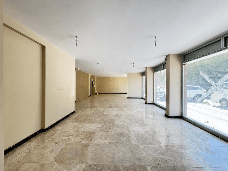 DORA'DAN FIRSAT 700m² PRESTİJLİ KONUMDA DEPOLU VE BAHÇELİ İŞYERİ