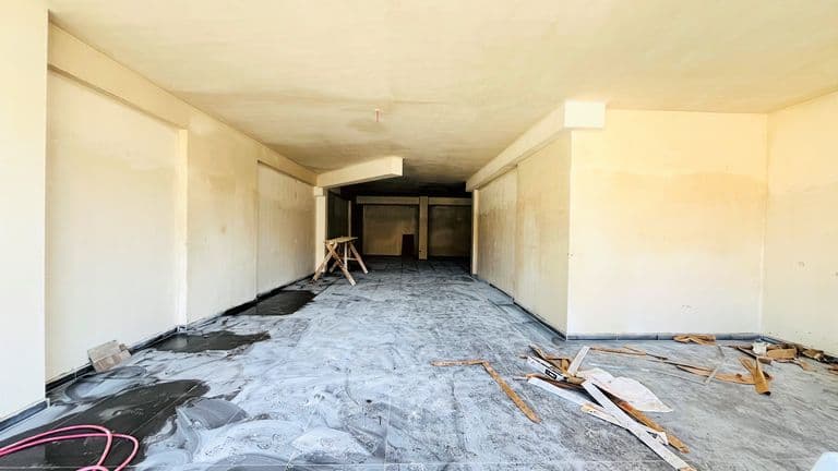 ŞEHRİN MERKEZİNDE 200 M² SATILIK SIFIR DÜKKAN