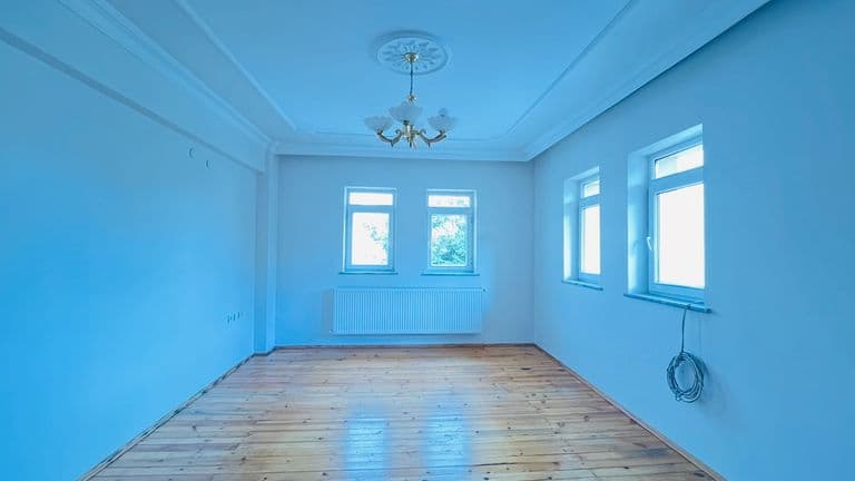ESENTEPE MAHALLESİNDE GENİŞ FERAH 3+1 KİRALIK DAİRE