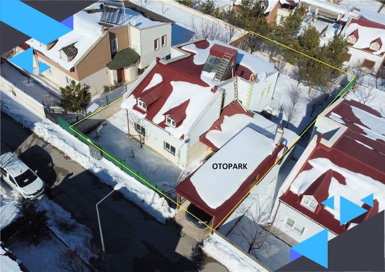 DORA - 536 M² ARSA ÜZERİNE KURULU MÜSTAKİL TRİPLEKS VİLLA