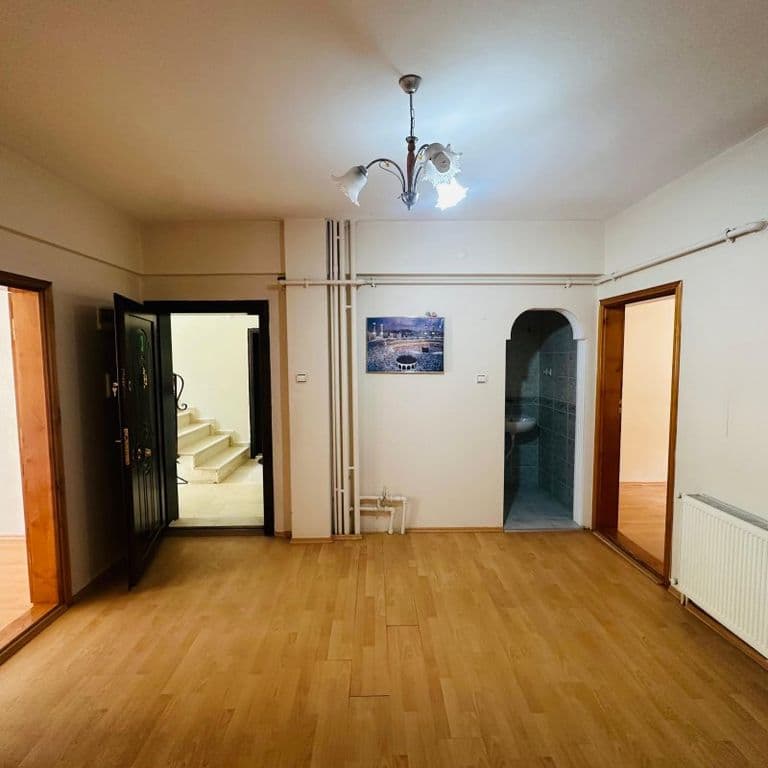 MERKEZİ KONUMDA 3+1 KİRALIK DAİRE– ESENTEPE'NİN KALBİNDE!