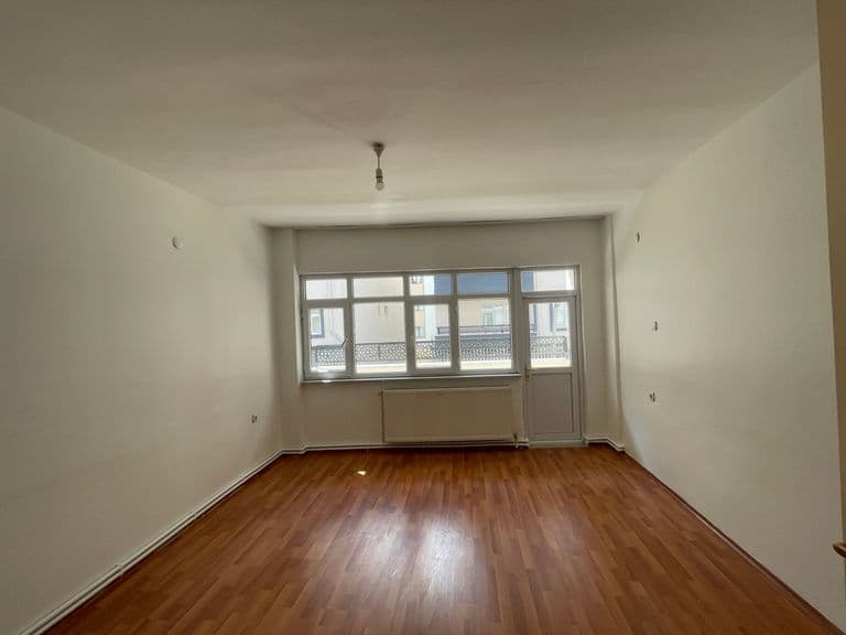 DORADAN KURUMLARA YÜRÜME MESAFİ 2+1 KİRALIK DAİRE