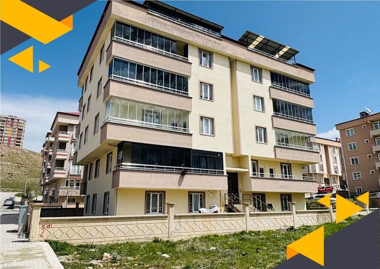 DORA - ESKİ HASTANE BÖLGESİ REKABET KIZ LİSESİ ÖNÜ 3+1 TEMİZ FERAH DAİRE