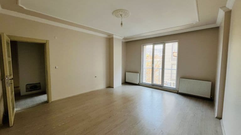 ŞEHİR MERKEZİNDE MÜKEMMEL KONUMDA SATILIK 3+1 DAİRE