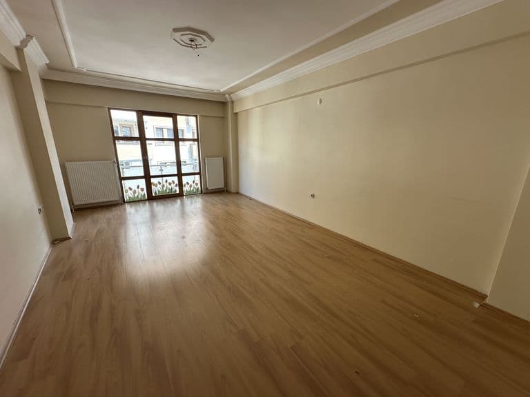 DORA'DAN BOZKIR APARTMANI'NDA KİRALIK 5+1 DUBLEKS DAİRE