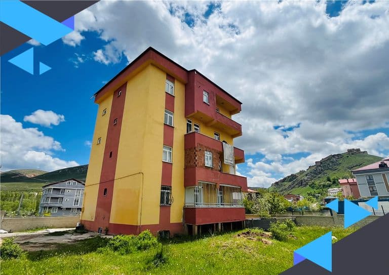 KAPALI BALKON VE KOLAY ULAŞIM AVANTAJIYLA 2+1 SATILIK DAİRE
