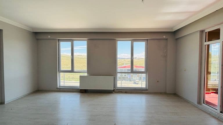 DORA - TRABZON YOLU ÜZERİ BAHÇEŞEHİR EVLER 3+1 FERAH DAİRE