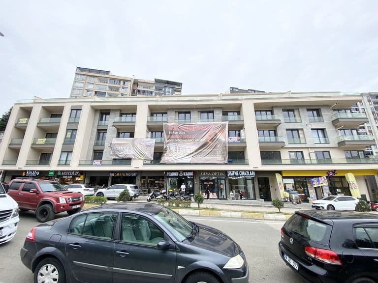 DORA'DAN AKSU PLAZADA 1+1 EŞYALI KİRALIK DAİRE