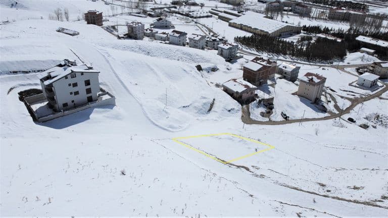 DORA - ERENLİ MEVKİİNDE KÖŞE PARSEL, 466 M² FIRSAT ARSA