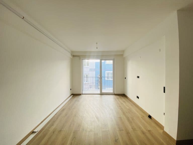 DORA'DAN GEMİLERÇEKEĞİ'NDE MODERN YERDEN ISITMALI 2+1 KİRALIK DAİRE