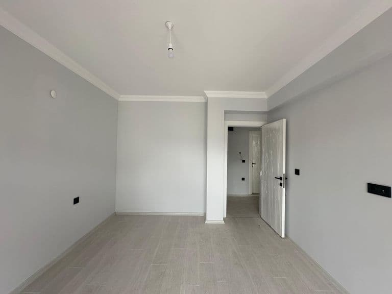 DORA GÜVENCESİYLE ÇITLAKKALE MAHALLESİNDE SATILIK 2+1!