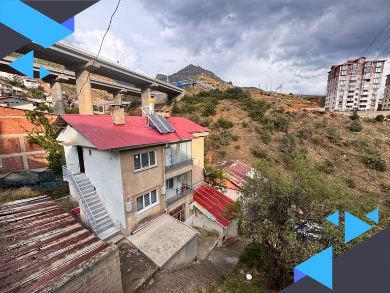 MÜSTAKİL APARTMANDA 3+1 + 1+1 BAHÇELİ SATILIK DAİRELER
