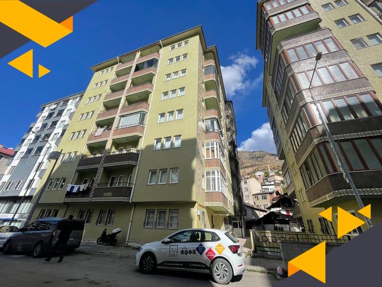 DORADAN İNÖNÜ CADDESİNDE 3+ KİRALIK DAİRE