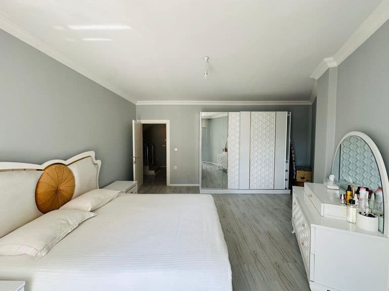 OSMANİYE MAHALLESİ'NDE 2+1 DUBLEKS SATILIK DAİRE