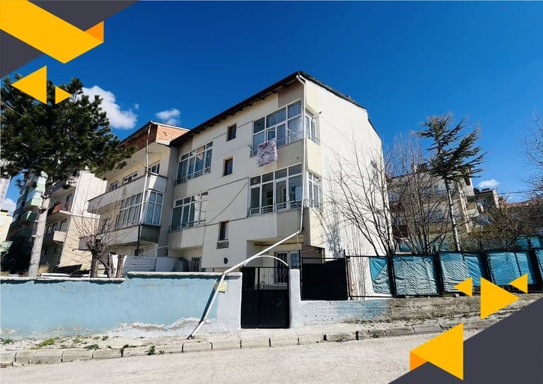 DORA - ESENTEPE MAH. KONFORLU AİLE YAŞAMINA UYGUN 3+1 KİRALIK DAİRE.