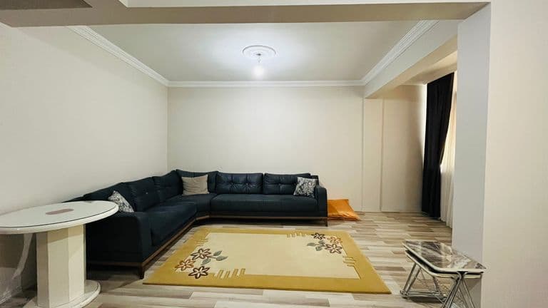 ŞEHRİN KALBİNDE EŞYALI 1+1 KİRALIK DAİRE