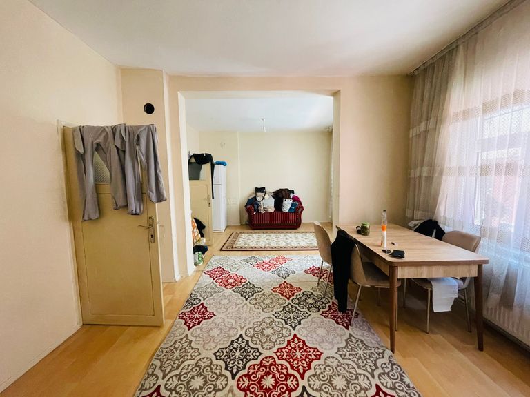 DORA'DAN UYGUN FİYAT GARANTİSİ MERKEZİ KONUM SATILIK 2+1 DAİRE