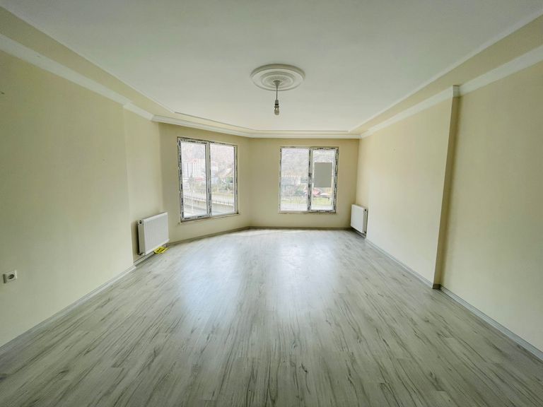 DORA'DAN ŞEHRİN GÖZDE NOKTASINDA SATILIK 3+1 DAİRE