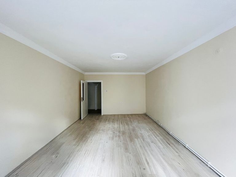 DORADAN ŞEHRİN GÖBEĞİNDE 2+1 KİRALIK DAİRE