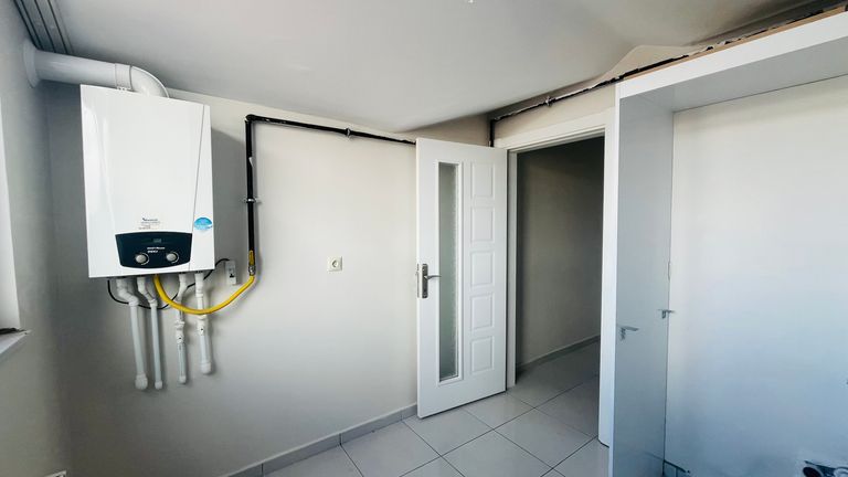GÜNEY CEPHE, 1+1 MÜKEMMEL KONUMLU TERAS