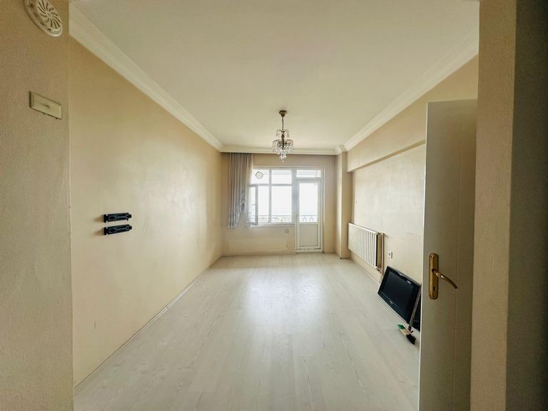 DORA'DAN İNÖNÜ CADDESİ'NDE 4+1 KİRALIK DAİRE!