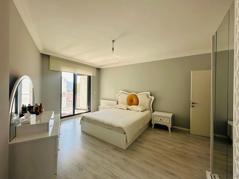 OSMANİYE MAHALLESİ'NDE 2+1 DUBLEKS SATILIK DAİRE