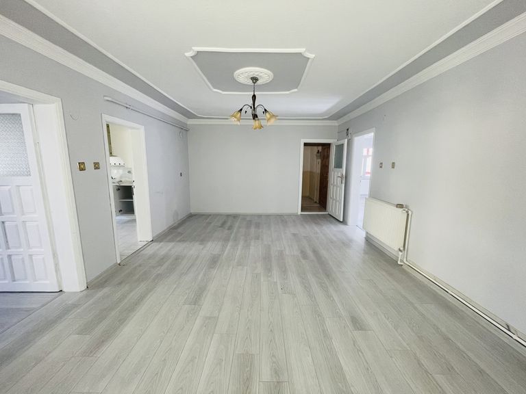 DORADAN JANDARMA OKULLAR LOKASYONUNA YAKIN 3+1 KİRALIK DAİRE