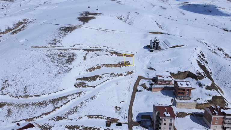 DORA - ERENLİ MEVKİİNDE KÖŞE PARSEL, 466 M² FIRSAT ARSA