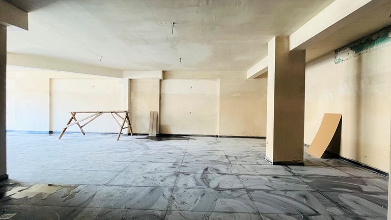 ŞEHRİN MERKEZİNDE 200 M² SATILIK SIFIR DÜKKAN