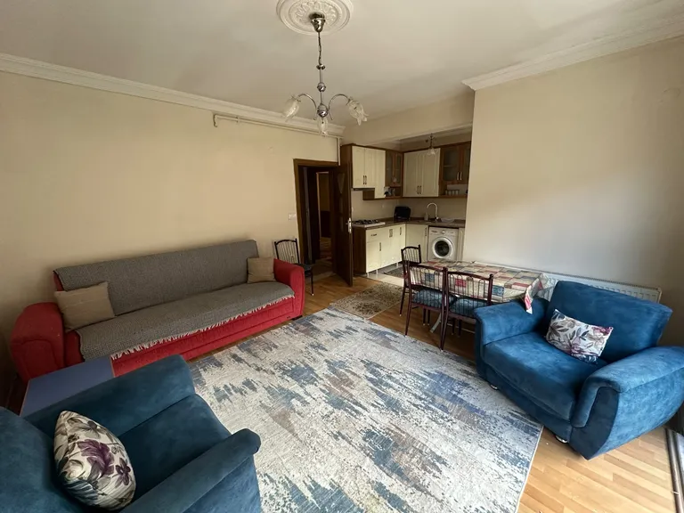 DORA'DAN GÜMÜŞHANE ÇARŞI MERKEZDE EŞYALI 2+1 KİRALIK DAİRE