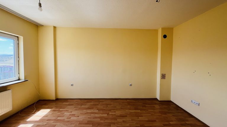 ÖĞRETMEN TOKİDE ARA KAT, GÜNEY CEPHE SATILIK 2+1 DAİRE