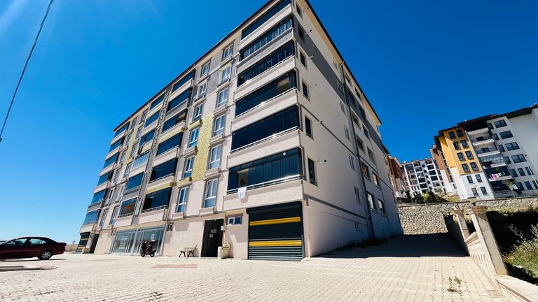 ŞİNGAH MAHALLESİNDE GÜNEY CEPHE, GENİŞ VE FERAH 3+1 KİRALIK DAİRE | ÖĞRETMEN TOKİLERİ YANI