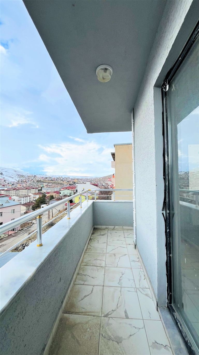 DORA - ZAHİTTE İL TARIMA YAKIN SATILIK 3+1 SIFIR DAİRELER