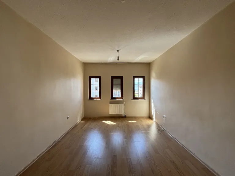 DORA’DAN GEÇİT TOKİ KONUTLARINDA KİRALIK 2+1 KONFORLU DAİRE!