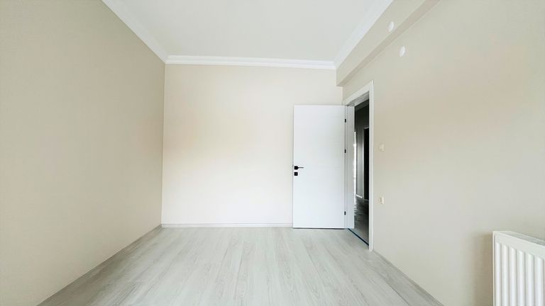 DORA - İL TARIM MÜDÜRLÜĞÜ YANINDA ARA KAT GÜNE CEPHE SATILIK SIFIR DAİRE
