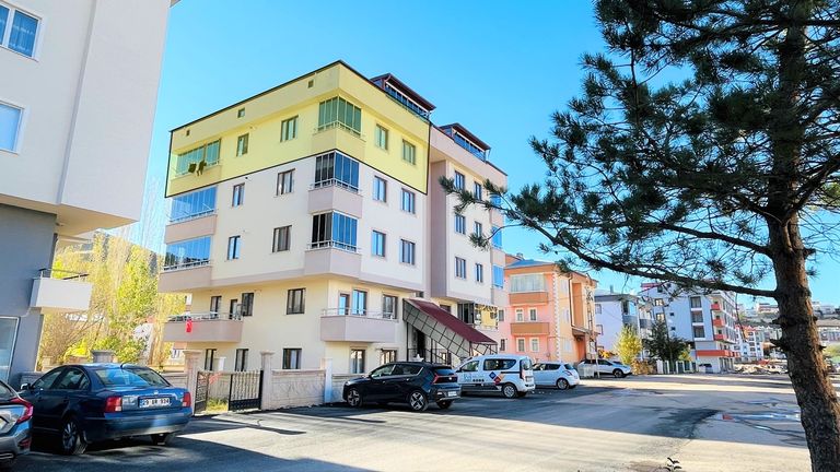 YÜKSEK KİRA GETİRİLİ, MANZARALI SATILIK FIRSAT DUBLEKS DAİRELER!