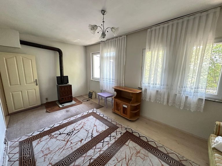 DORA'DAN EŞSİZ DOĞA VE ŞEHİR MANZARALI 2+1 EŞYALI KİRALIK DAİRE