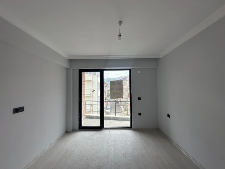 DORA GÜVENCESİYLE ÇITLAKKALE MAHALLESİNDE SATILIK 2+1!