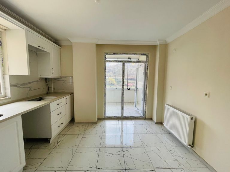 DORA'DAN ŞEHRİN GÖZDE NOKTASINDA SATILIK 3+1 DAİRE
