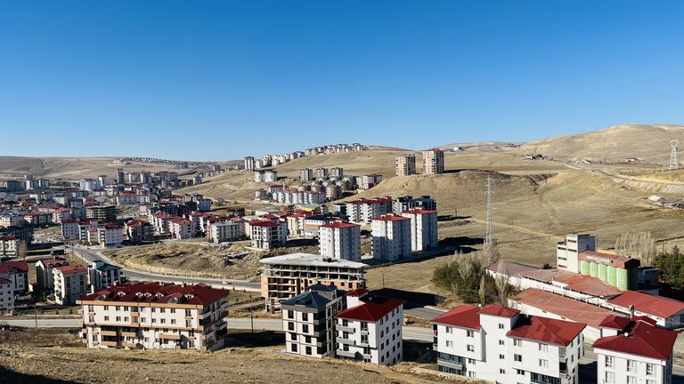 DORA - UYGUN 2+1 KISMİ EŞYALI TOKİ DAİRESİ HEMEN TAŞINILABİLİR